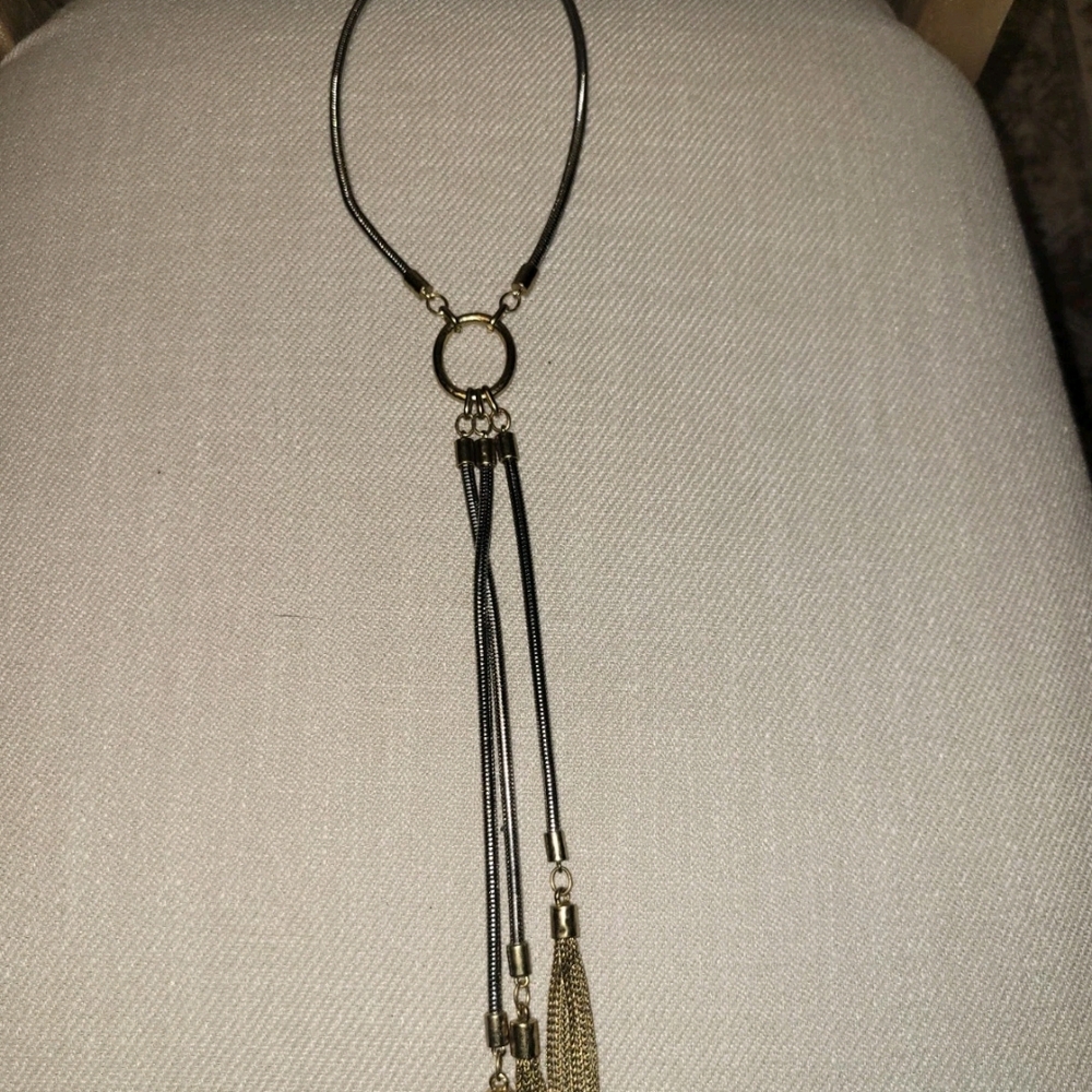 Elegant Gold and Black Necklace